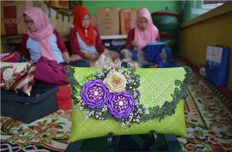 Produksi Tas Pandan