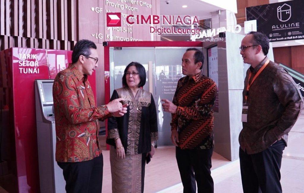 PAMERAN MATERIAL