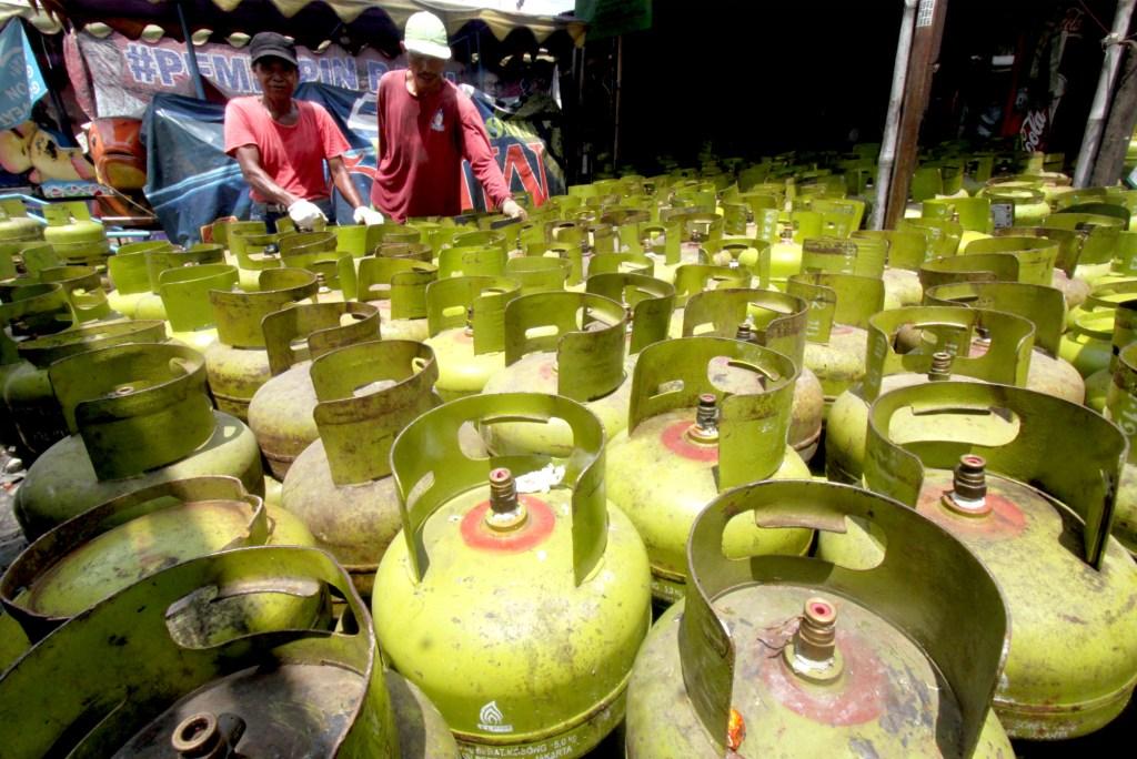 Subsidi Naik