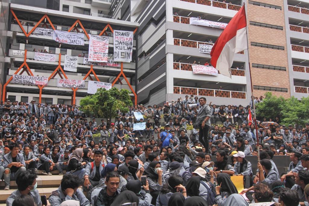 Benahi Sistem Perkuliahan