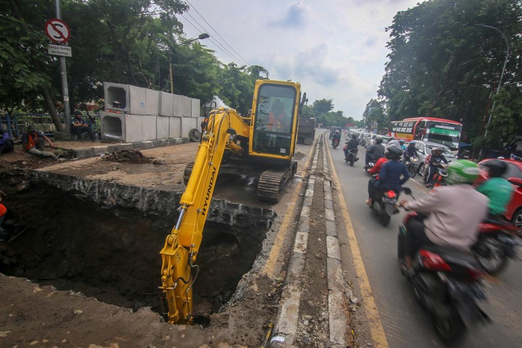 Perbaikan Jalan