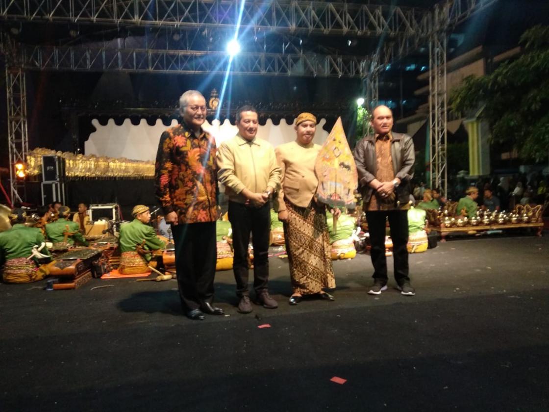 Pagelaran Wayang Kulit
