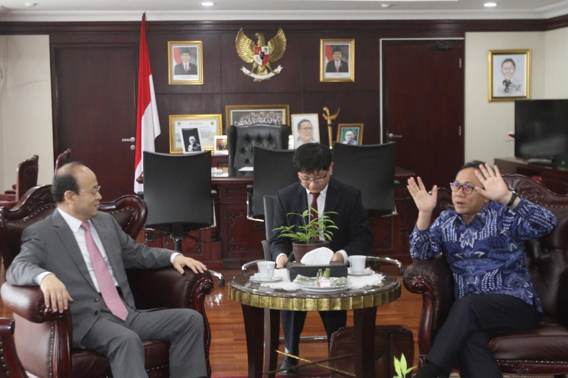 Terima Dubes Tiongkok