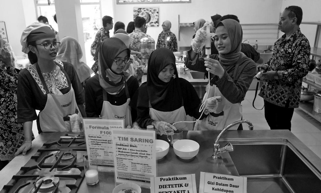 Peresmian Laboratorium Gizi