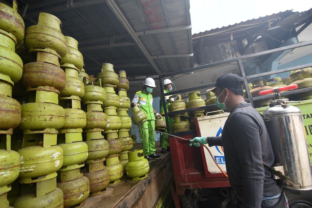 Penyemprotan Disinfektan