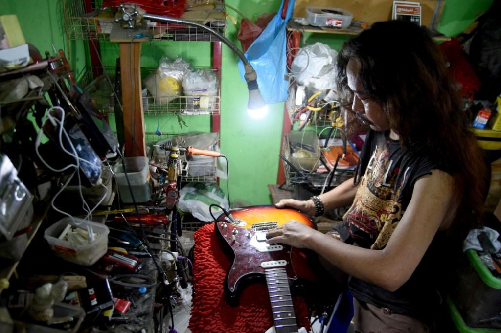 Bengkel Gitar Elektrik