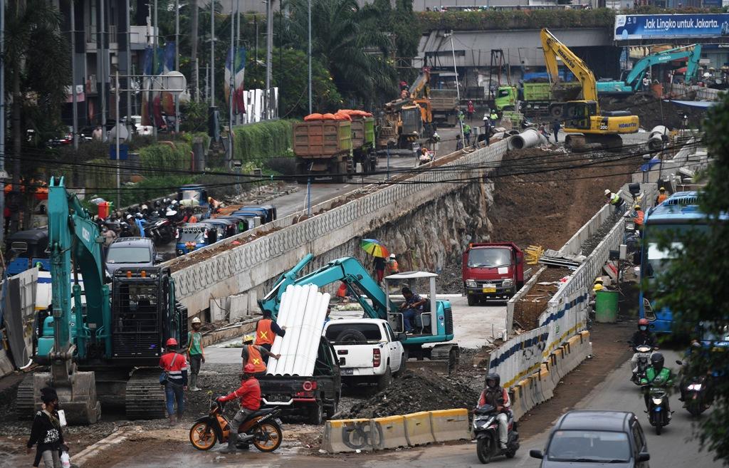 PEMBANGUNAN "UNDERPASS" SENEN