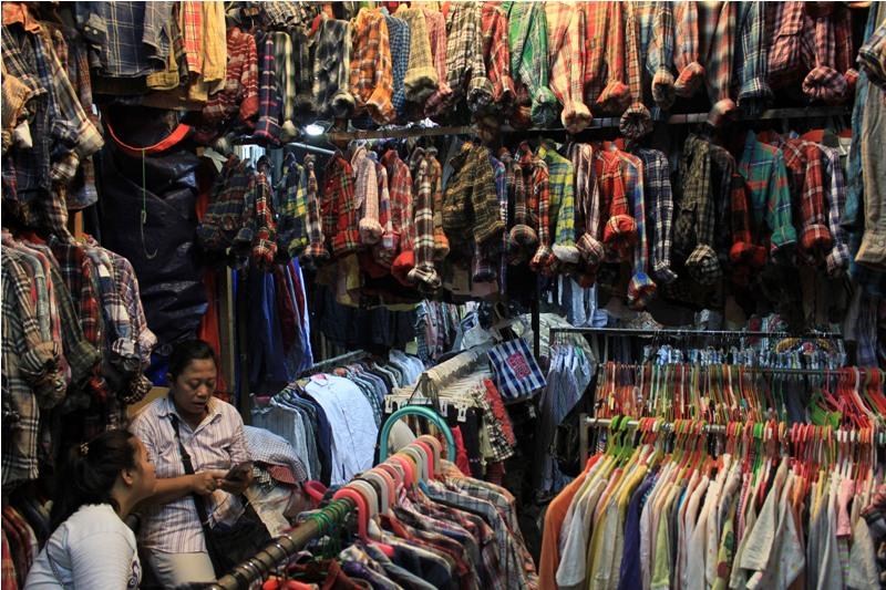 Bisnis Pakaian Bekas