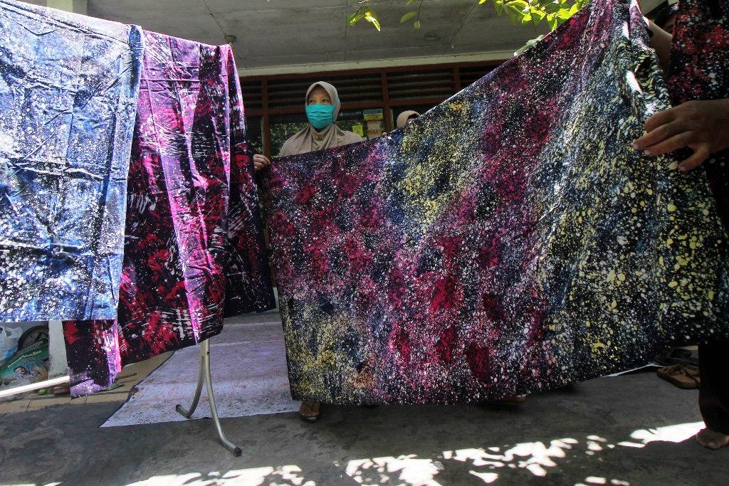 Produksi Batik