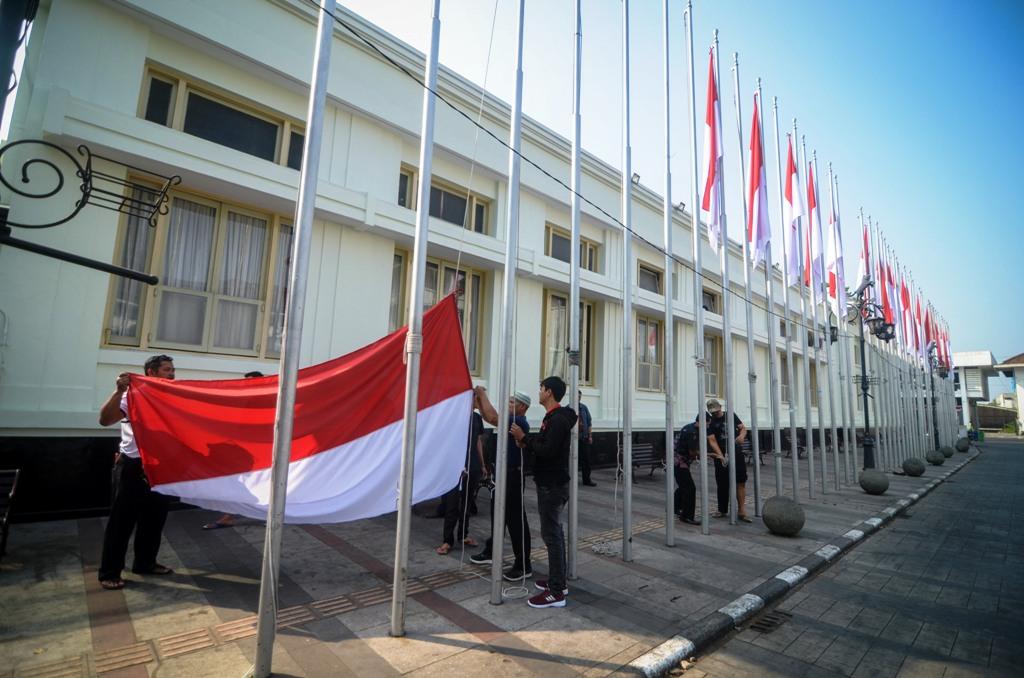 Kibarkan Bendera