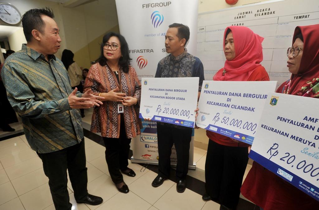 Pendidikan Literasi FIF