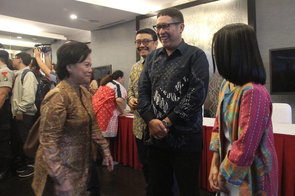 Meningkatkan Peran Perempuan