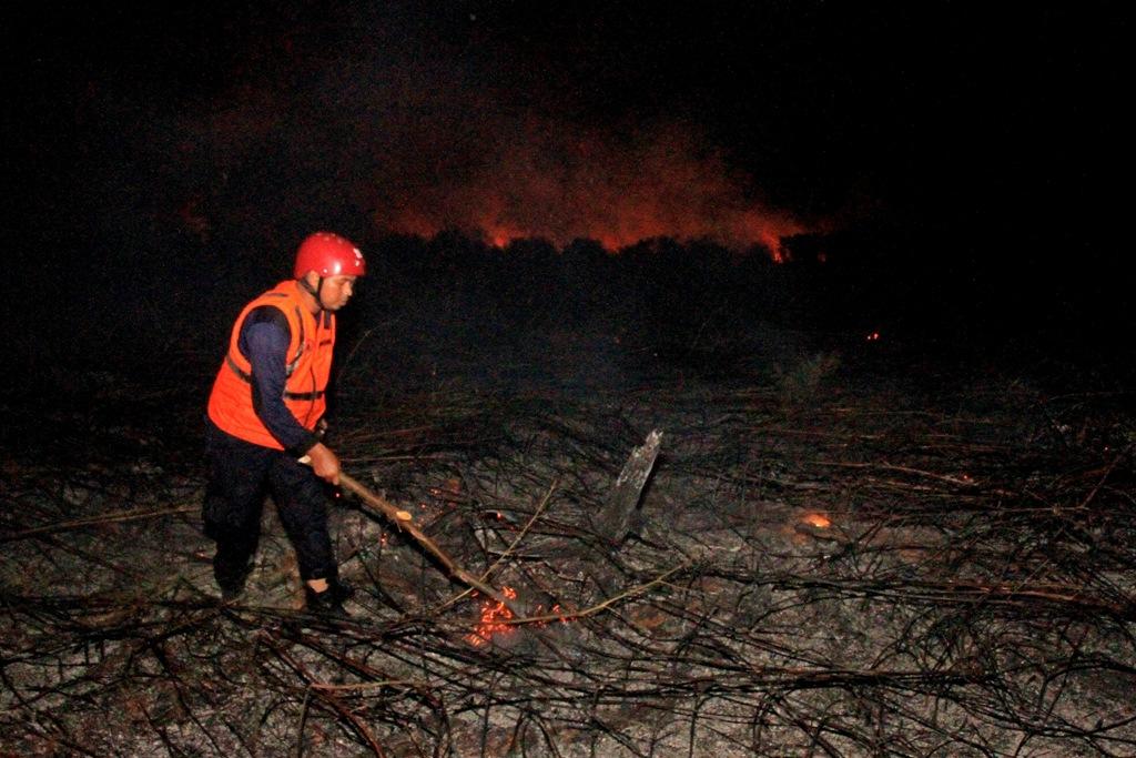Padamkan Kebakaran Hutan