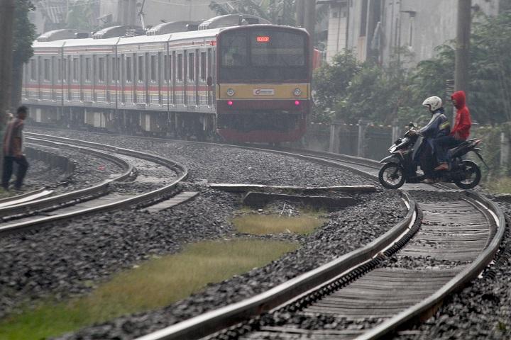 Penutupan Perlintasan Sebidang