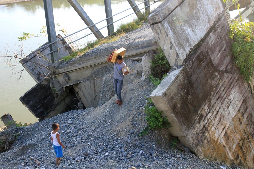 Jembatan Rusak