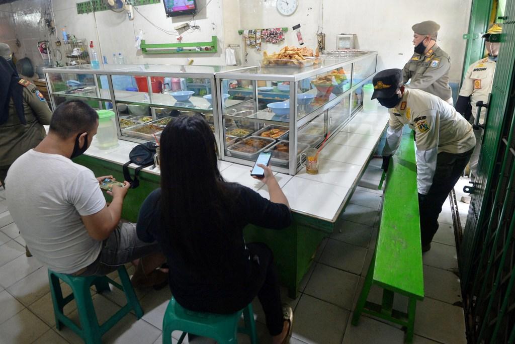 Langgar PSBB