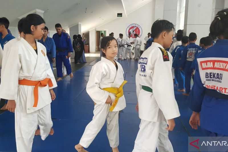 PJSI Kabupaten Bekasi Kukuhkan Tiga Klub Jaring Bibit Atlet