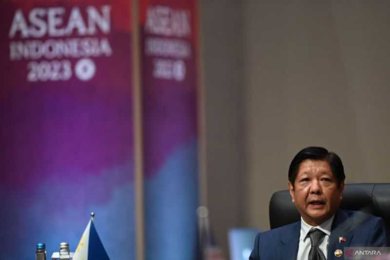 Presiden Filipina Marcos Butuh Waktu Tunjuk Menteri Pendidikan yang Baru