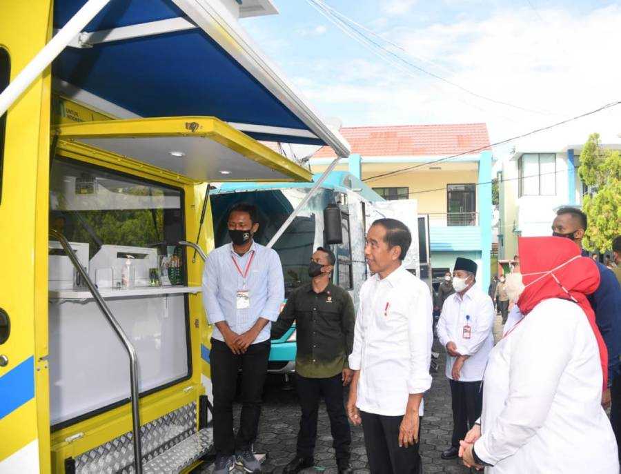 Presiden Jokowi Tinjau Layanan BTN Dalam Penyaluran BSU