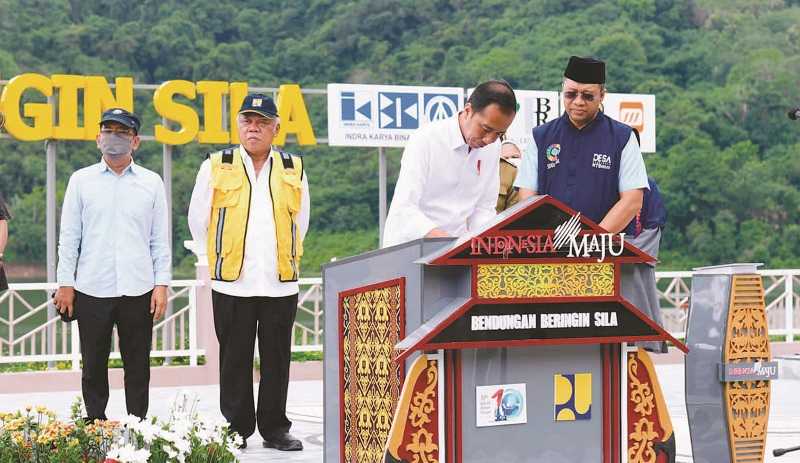 PRESIDEN MERESMIKAN BENDUNGAN BERINGIN SILA