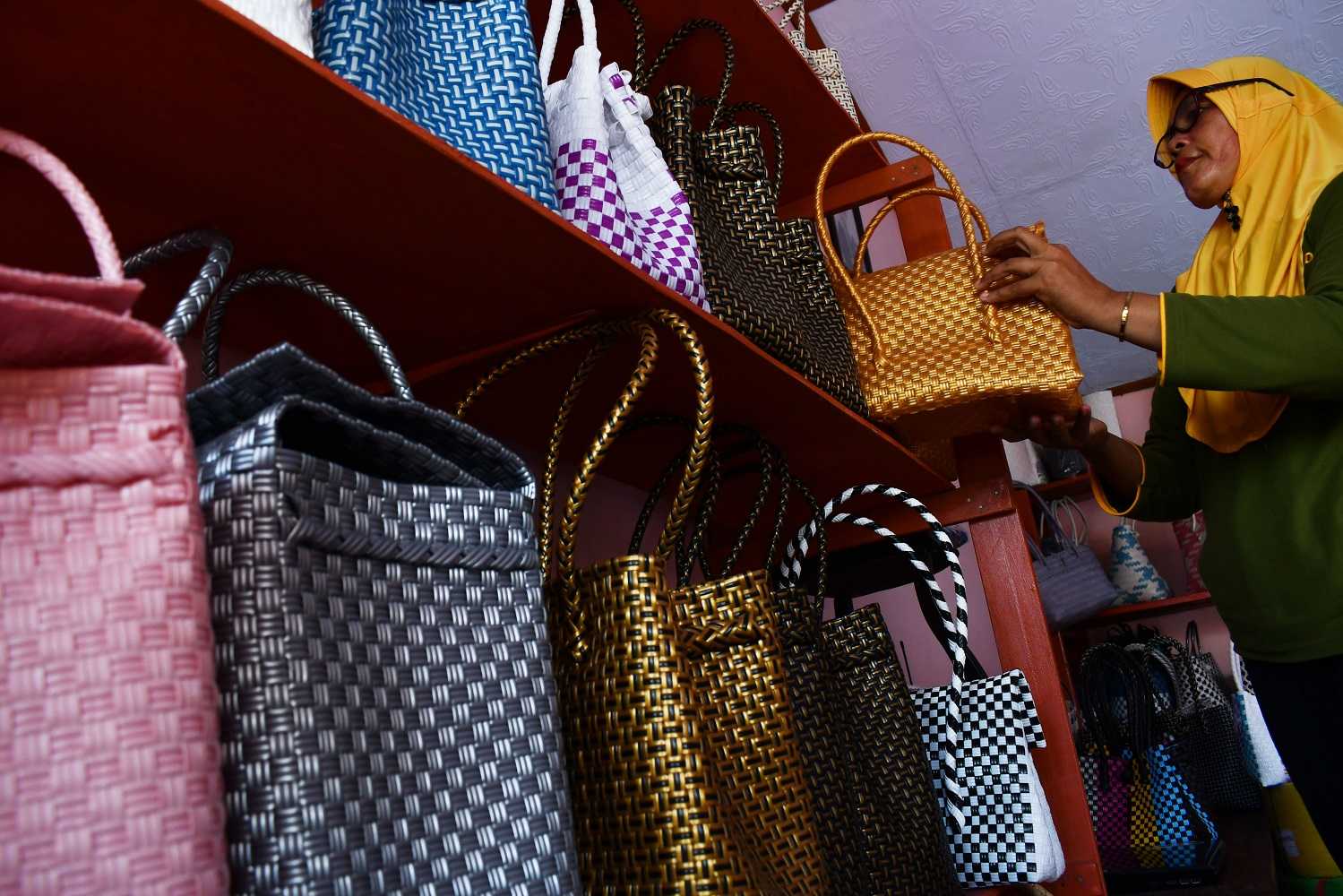 Produksi Kerajinan Tas