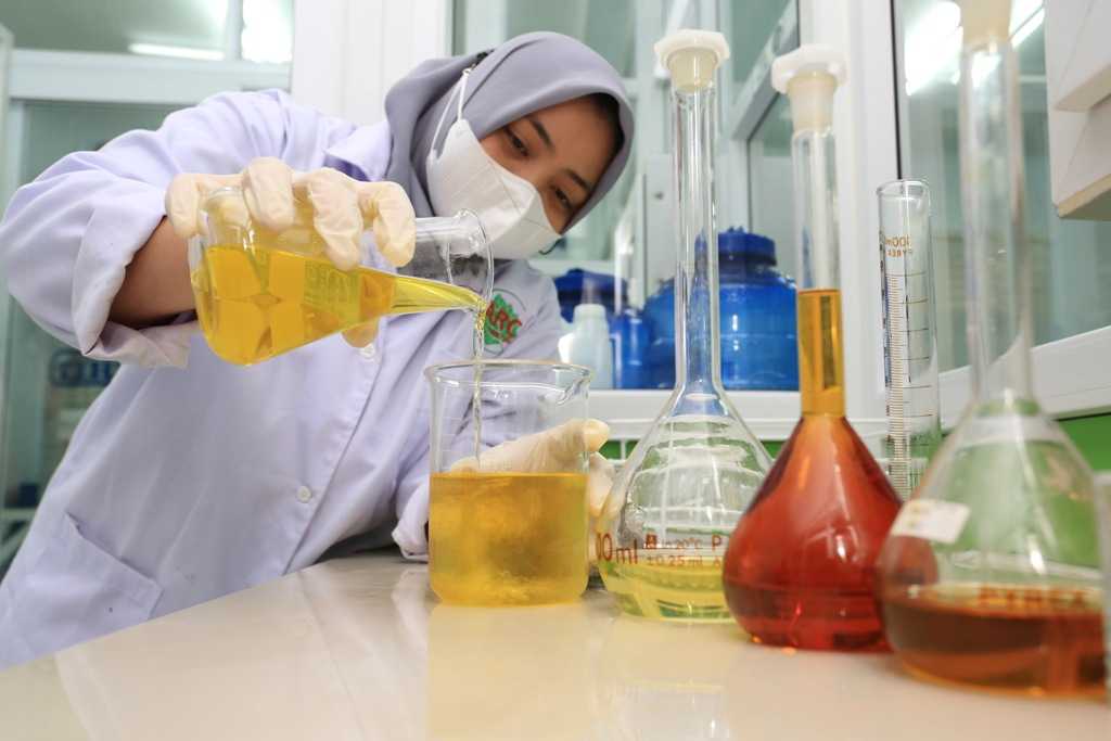Produksi Parfum