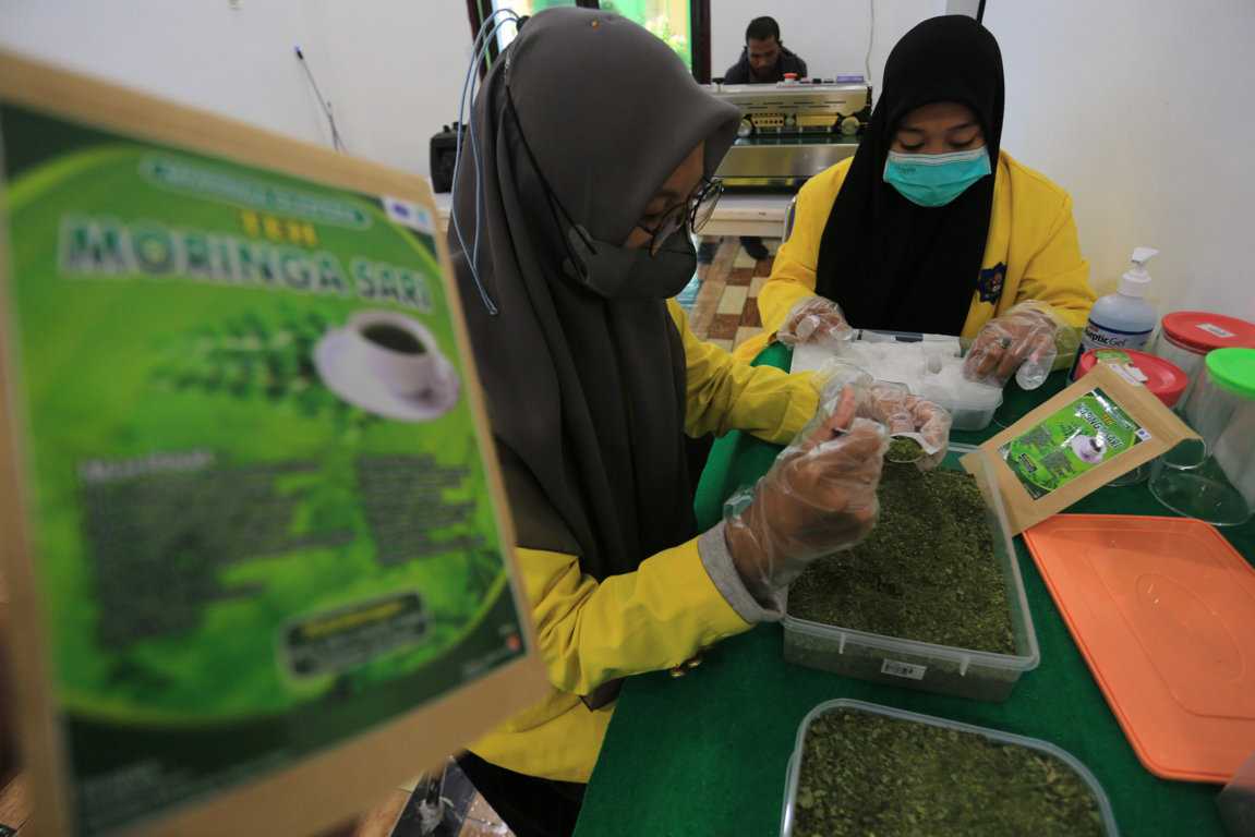 Produksi Teh Herbal