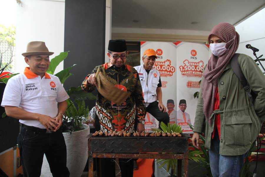 Program PKS Tebar 1,5 Juta Paket Kurban
