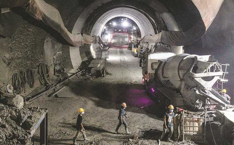 PROYEK KERETA CEPAT JAKARTA-BANDUNG