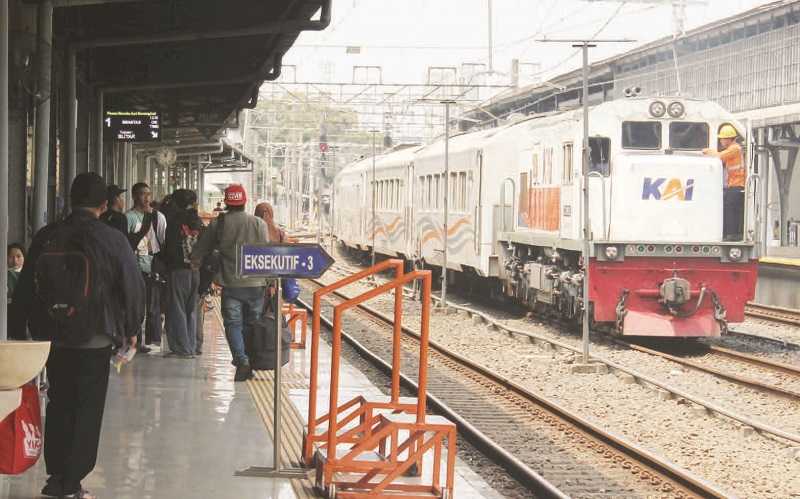 PT KAI TAMBAH 84 PERJALANAN KERETA UNTUK LIBUR NATAL DAN TAHUN BARU