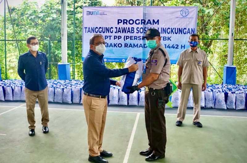 PT. PP Berbagi Kepada Karyawan dan Anak Yatim