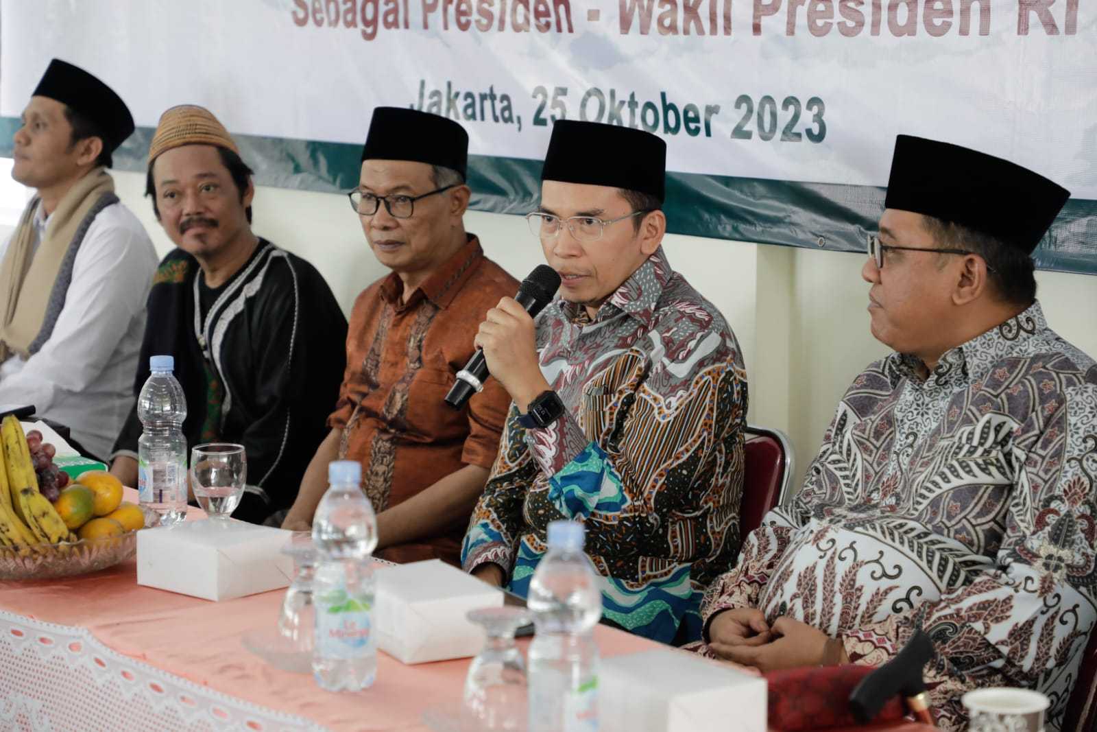 Raih Dukungan dari Pagarwaja, TGB Pastikan Ganjar-Mahfud Komitmen Jalankan Misi Reformasi Hukum