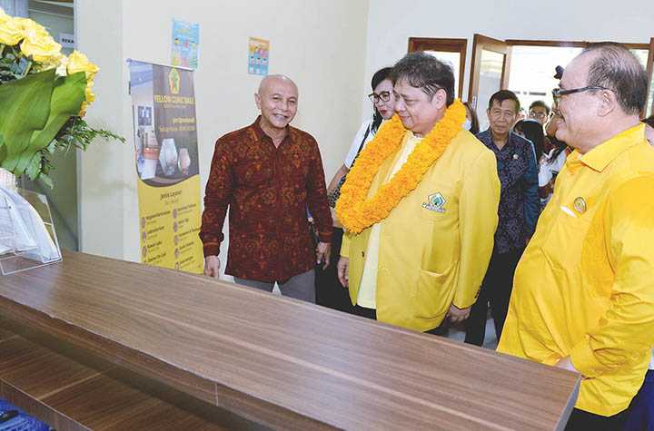 Resmikan "Yellow Clinic" di Bali