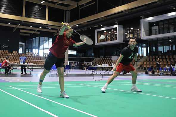 Rinov/Pitha Bersemangat Tinggi