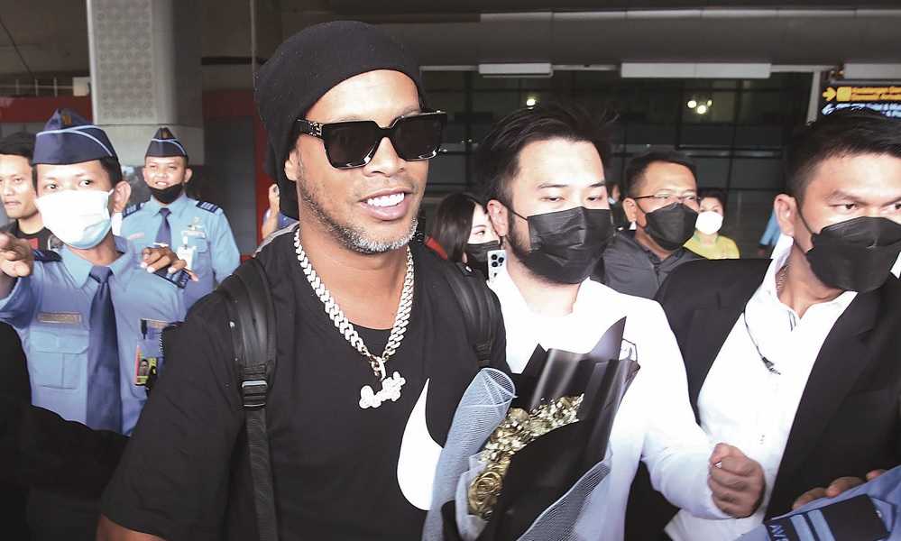 RONALDINHO TIBA DI INDONESIA