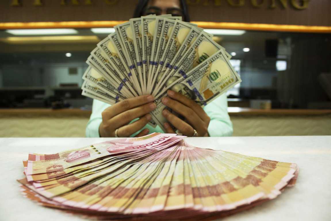Rupiah Melemah