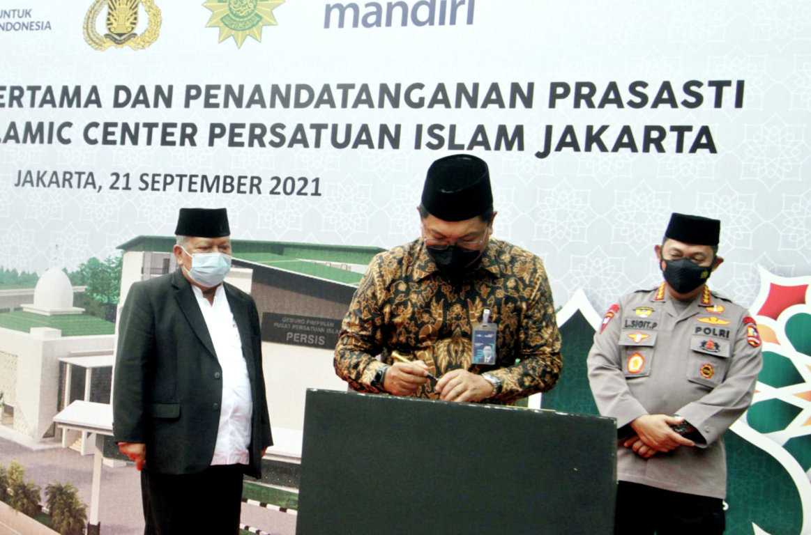 Salurkan Bantuan CSR
