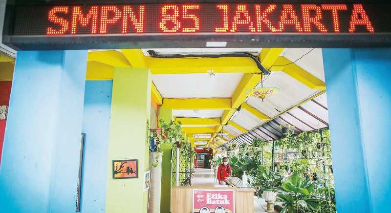 SEKOLAH DITUTUP TIGA SISWA KENA COVID