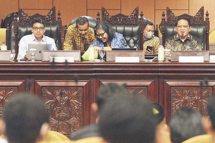 Seminar Fraksi Golkar