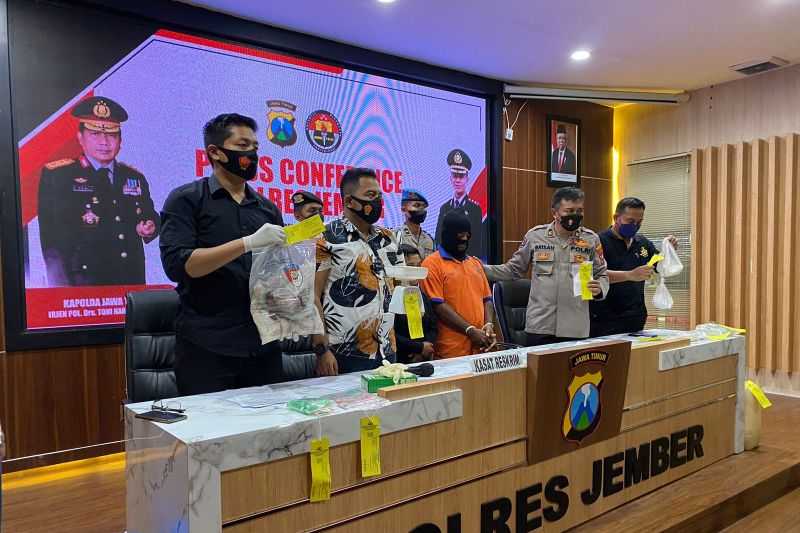 Seorang Pedagang Menjual Dawet Dicampur Bahan Berbahaya Kalsium Karbida, Ditangkap Polisi Setelah Tiga Tahun Menjalankan Aksinya