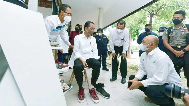 SEPATU PRODUKSI UMKM