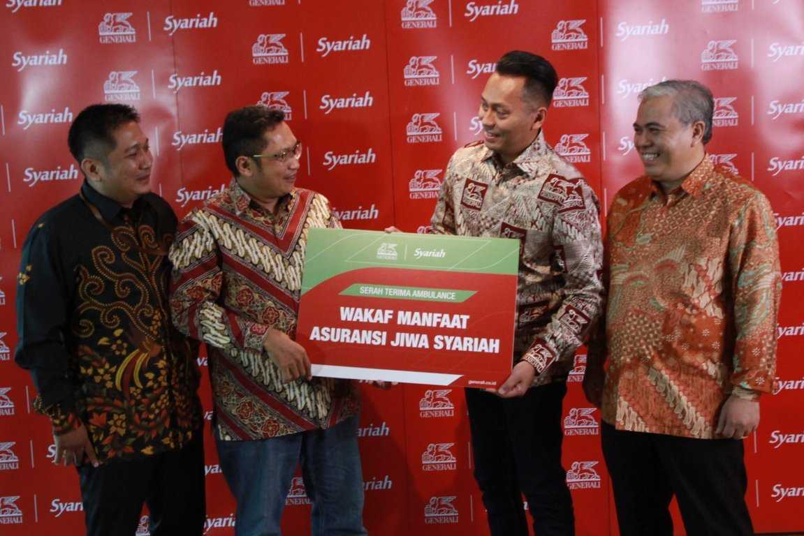Serahkan Bantuan