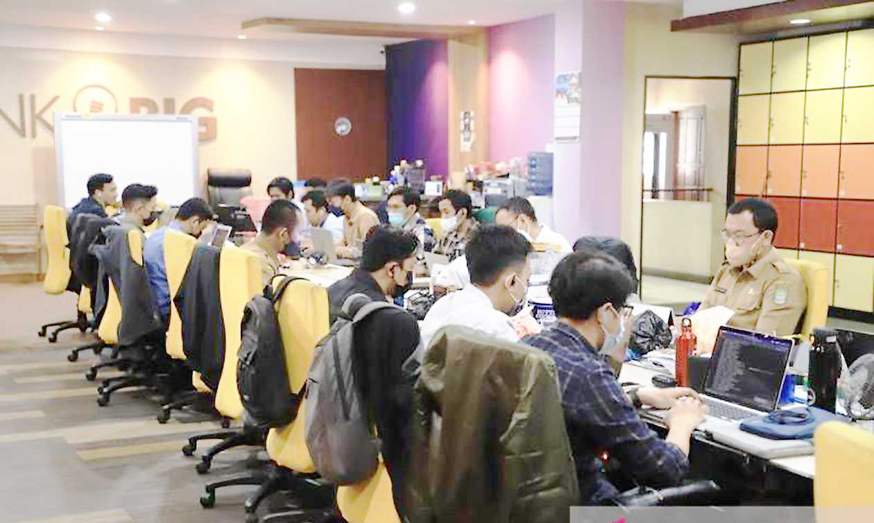 Server Daring untuk Penerimaan Siswa Baru