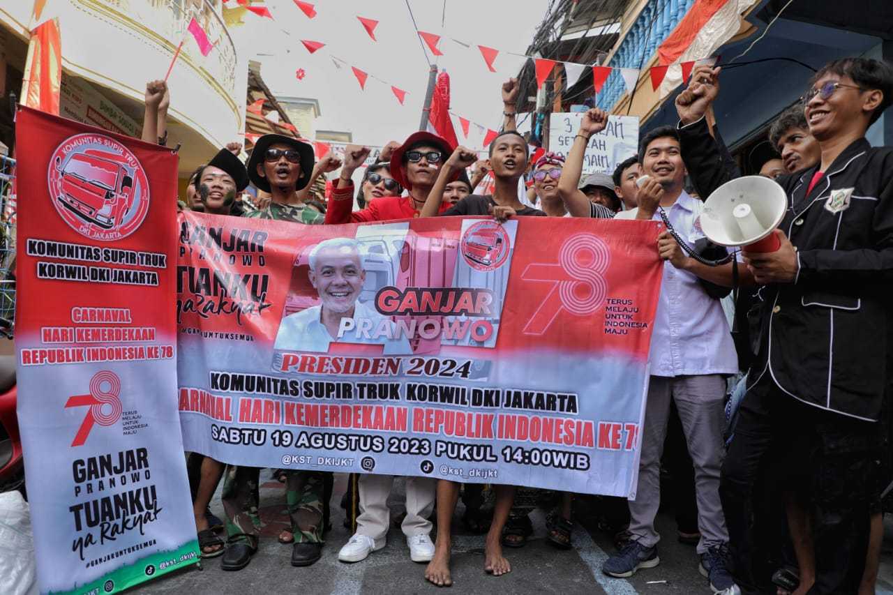 Sopir Truk Ganjar Meriahkan HUT RI Lewat Karnaval Bareng Warga di Jakarta Pusat