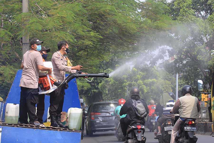 Tekan Penyebaran