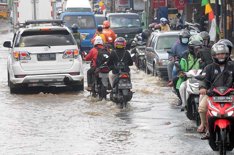 Terjang Banjir
