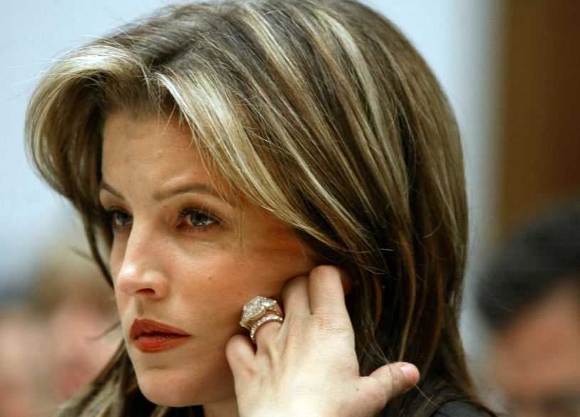 Terungkap! Inilah Penyebab Kematian Lisa Marie Presley