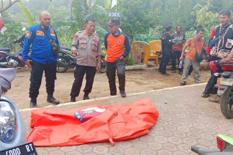 Tim Gabungan Temukan Jasad Warga di Jalur Pendakian Gunung Ciremai