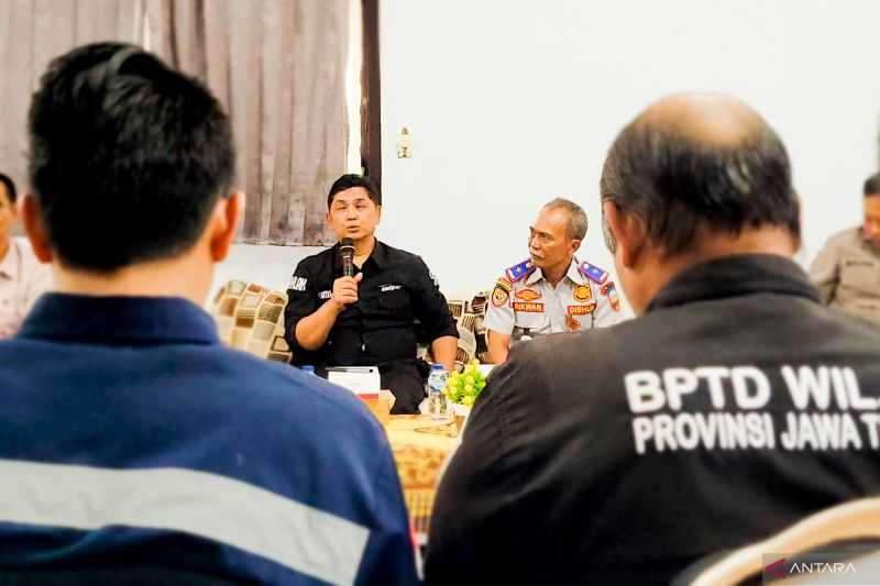 Tingkatkan Layanan Publik, ASDP secara Bertahap Terapkan Tiket Elektronik Rute Situbondo-Madura