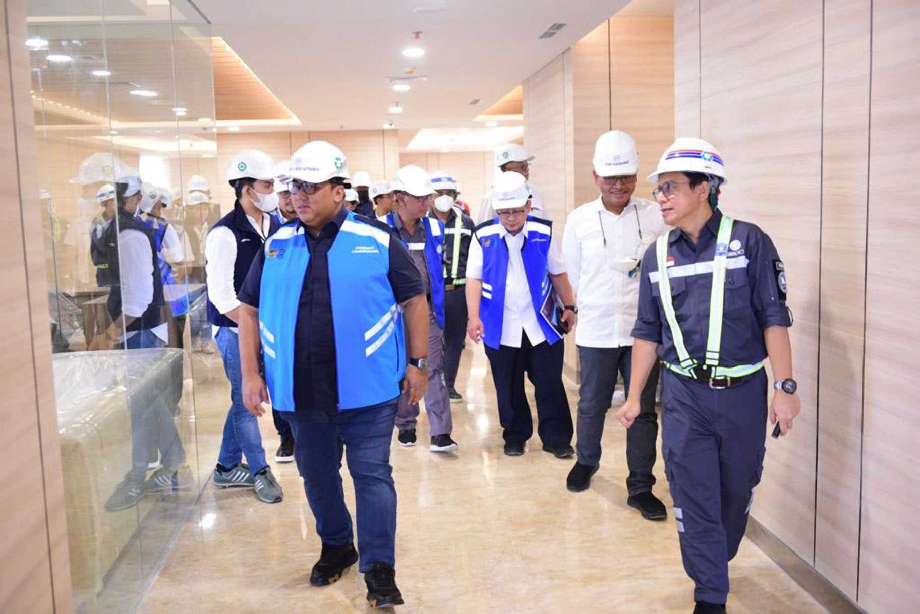 Tinjau Proyek